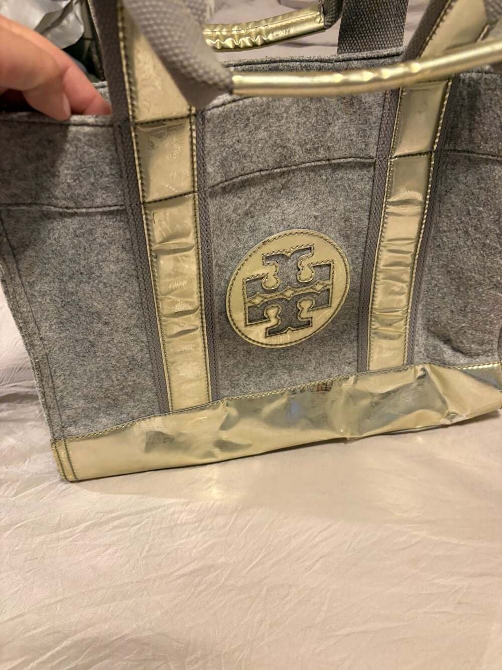 Tory Burch Metallic Vinyl-Trimmed Felt Tote Bag - Grey